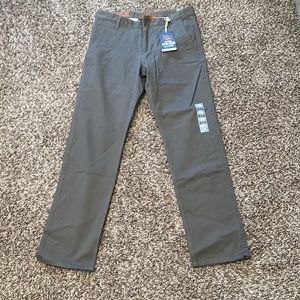 Docker’s 32x32 Alpha Khaki Slim Tapered